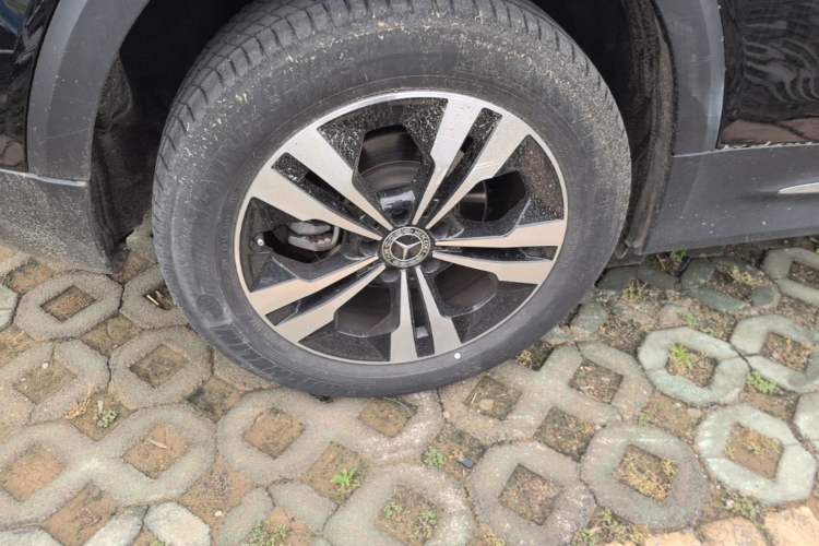 Used Mercedes-Benz GLB 2024 GLB 200 Dynamic Edition Right Rear Wheel Hub