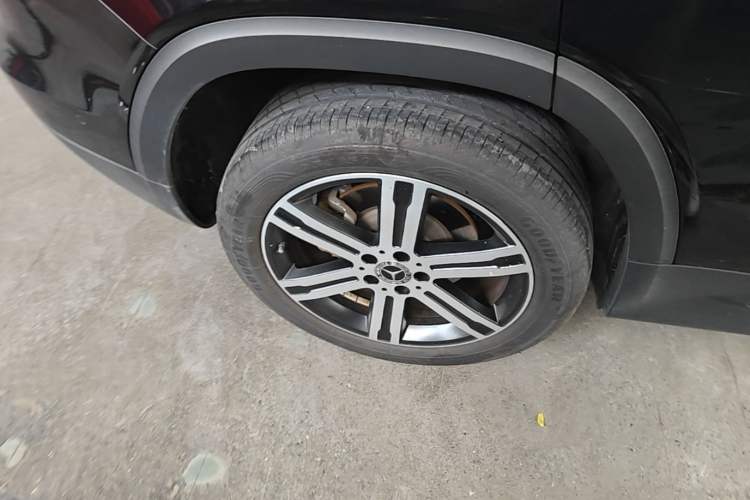 Used Mercedes-Benz GLB 2024 GLB 220 4MATIC Right Rear Wheel Hub