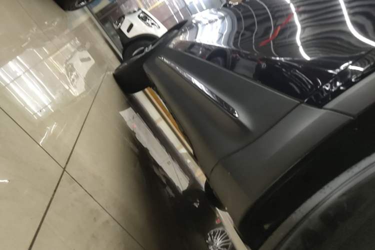 Used Mercedes-Benz GLB 2024-Year Restyled GLB 220 4MATIC Right Side Sill