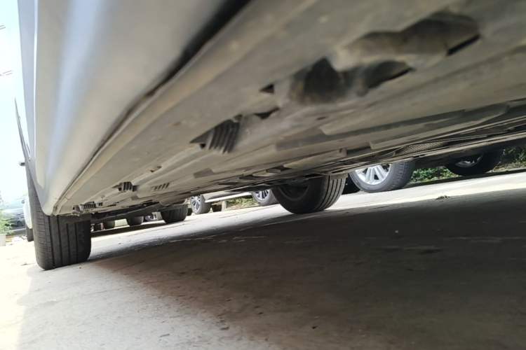 Used Mercedes-Benz GLB 2024 GLB 220 Dynamic Edition Right Side Sill