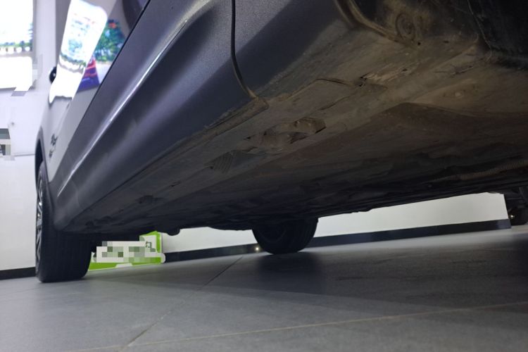 Used Mercedes-Benz GLB 2024 Refresh GLB 220 Fashion Edition Right Side Sill