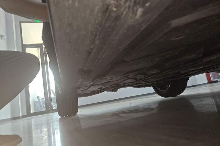 Used Mercedes-Benz GLB 2024 Refresh GLB 220 Dynamic Edition Right Side Sill
