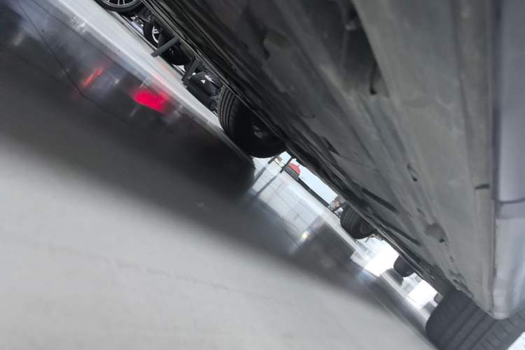 Used Mercedes-Benz GLB 2024 GLB 220 Dynamic Edition Right Side Sill
