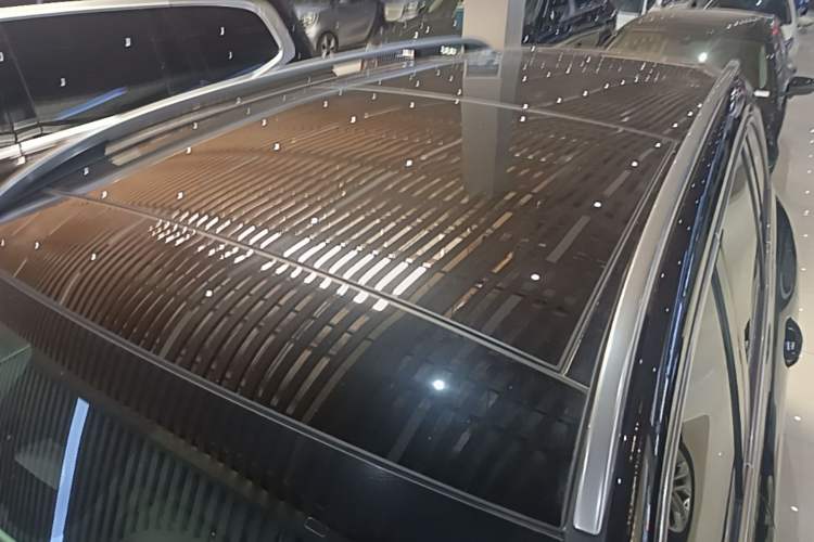 Used Mercedes-Benz GLB 2024-Year Restyled GLB 200 Dynamic Edition Roof