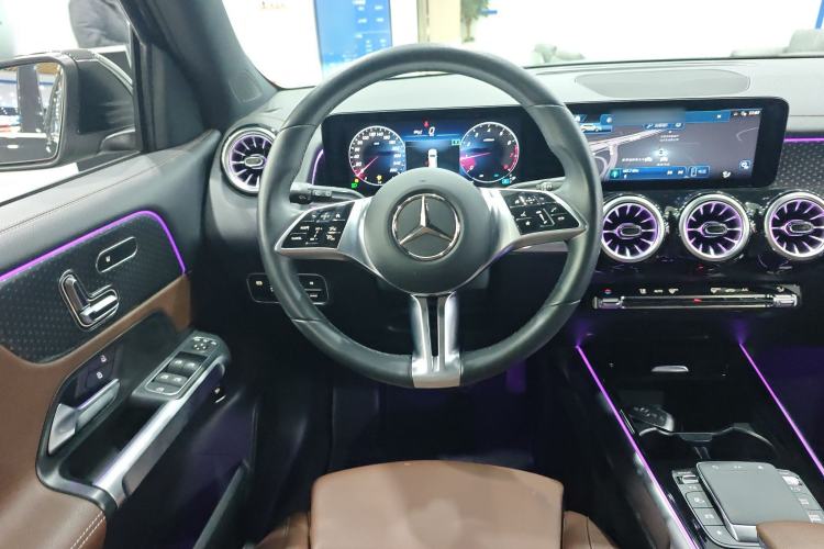 Used Mercedes-Benz GLB 2024 GLB 220 Fashion Model Steering Wheel