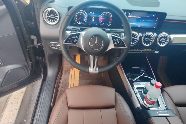 Used Mercedes-Benz GLB 2024 Refresh GLB 220 Fashion Edition Steering Wheel