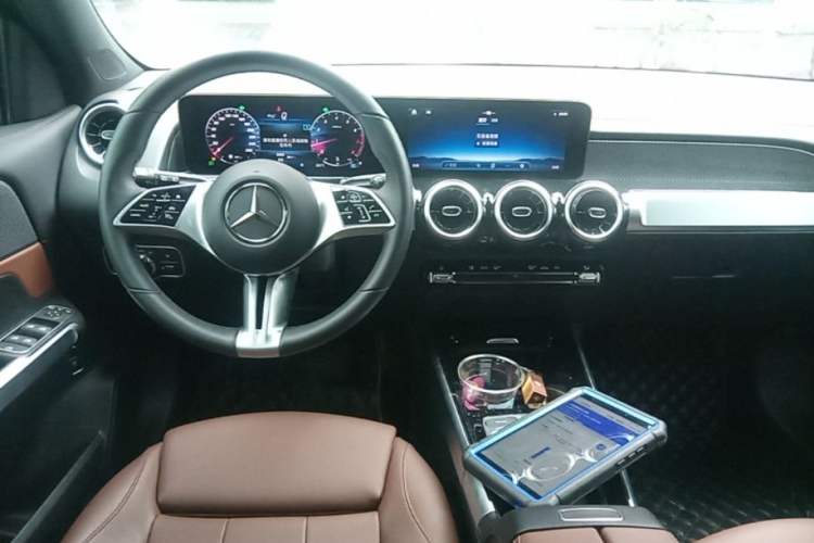 Used Mercedes-Benz GLB 2024 GLB 200 Fashion Model Steering Wheel