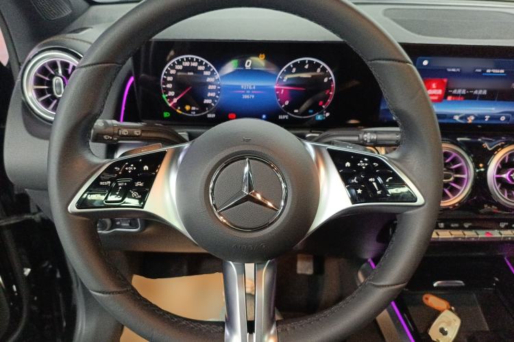 Used Mercedes-Benz GLB 2024 GLB 220 Fashion Model Steering Wheel