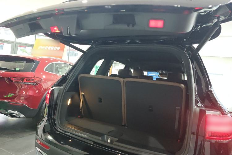 Used Mercedes-Benz GLB 2024 GLB 220 Fashion Model Trunk