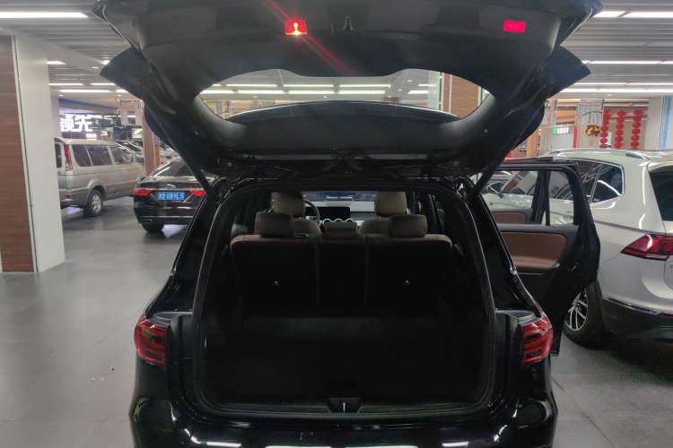 Used Mercedes-Benz GLB 2024 GLB 200 Dynamic Edition Trunk