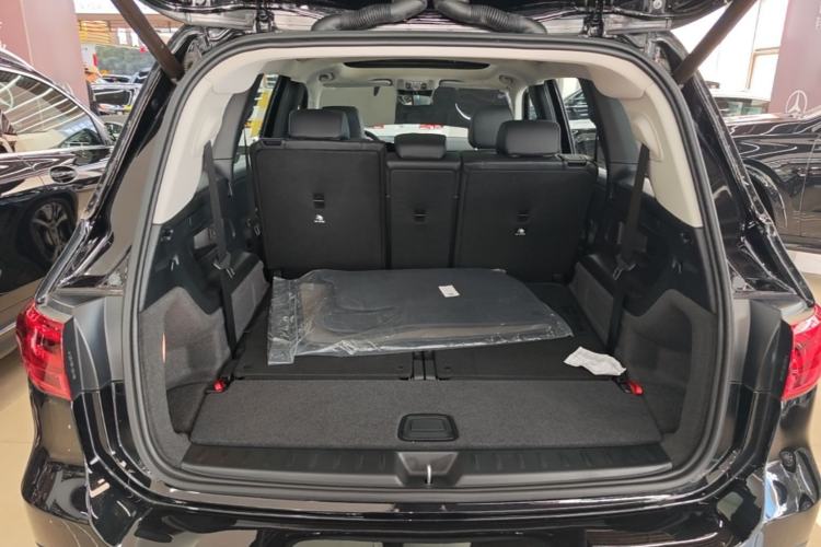 Used Mercedes-Benz GLB 2024 GLB 220 Fashion Model Trunk