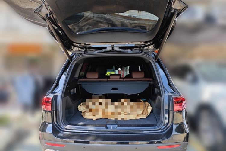 Used Mercedes-Benz GLB 2024-Year Restyled GLB 200 Dynamic Edition Trunk