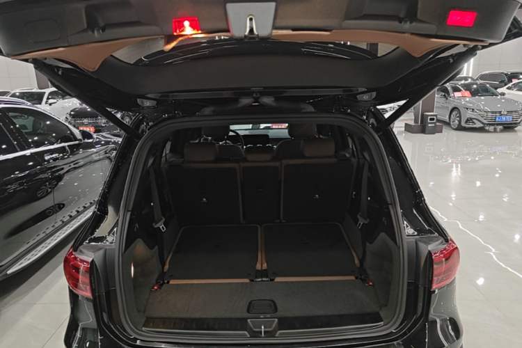 Used Mercedes-Benz GLB 2024 Refresh GLB 220 Fashion Edition Trunk