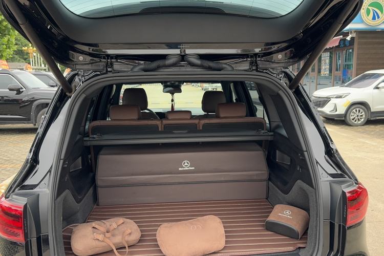 Used Mercedes-Benz GLB 2024 GLB 200 Dynamic Edition Trunk