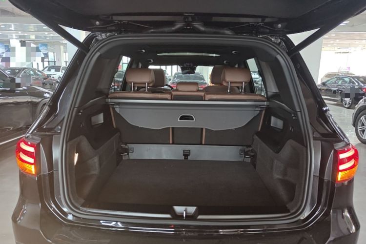 Used Mercedes-Benz GLB 2024 Refresh GLB 220 Dynamic Edition Trunk