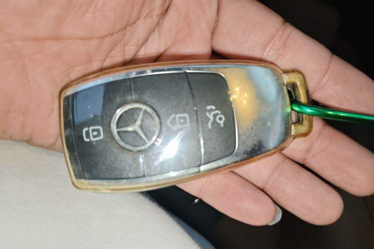 Used Mercedes-Benz GLB 2024 GLB 200 Fashion Model Vehicle Key