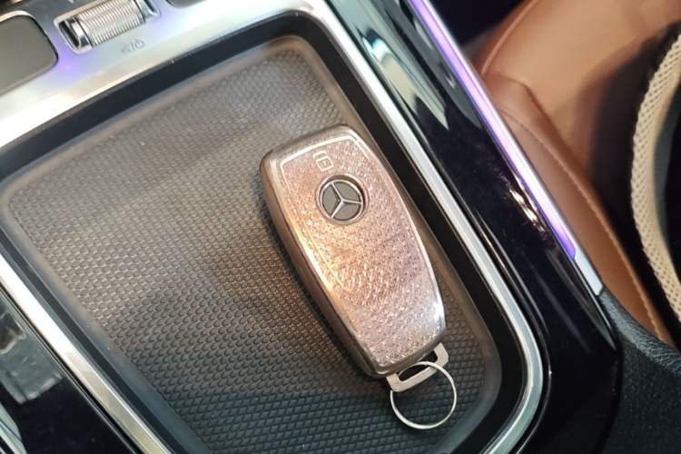 Used Mercedes-Benz GLB 2024-Year Restyled GLB 200 Dynamic Edition Vehicle Key