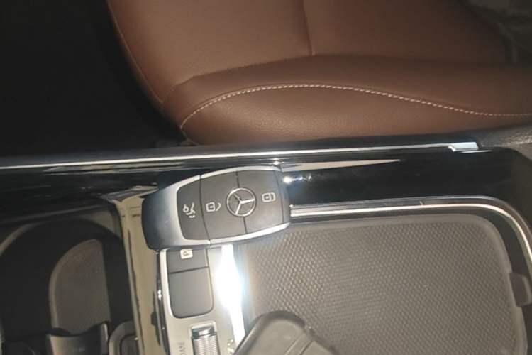 Used Mercedes-Benz GLB 2024-Year Restyled GLB 200 Dynamic Edition Vehicle Key