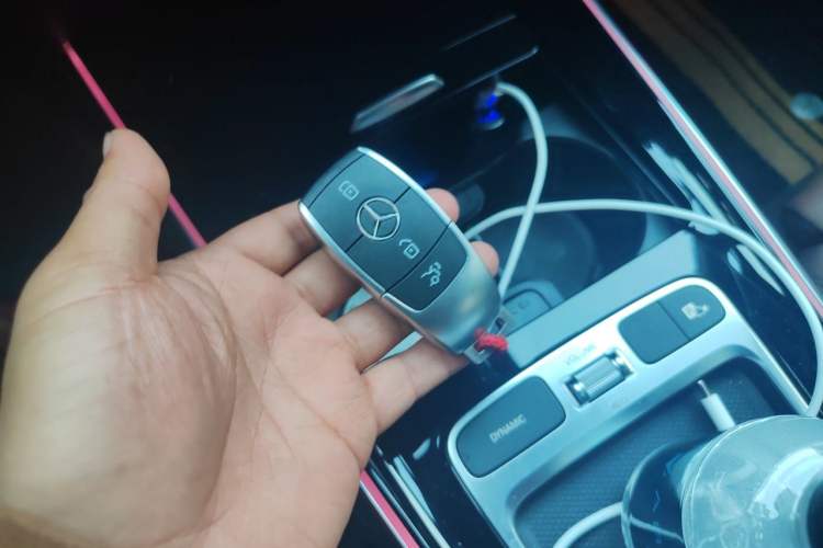 Used Mercedes-Benz GLB 2024 Refresh GLB 220 Fashion Edition Vehicle Key