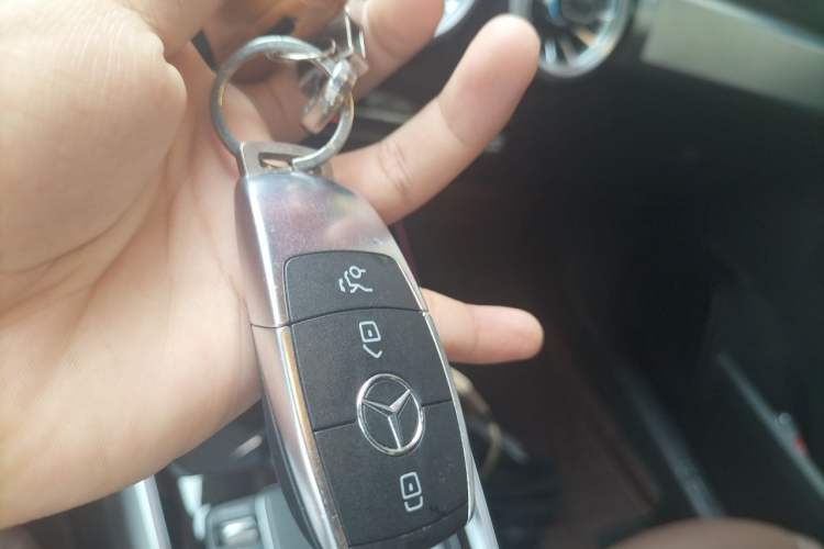 Used Mercedes-Benz GLB 2024 GLB 220 Dynamic Edition Vehicle Key