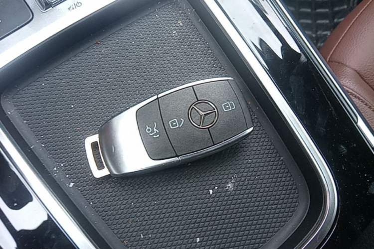 Used Mercedes-Benz GLB 2024 GLB 200 Fashion Model Vehicle Key