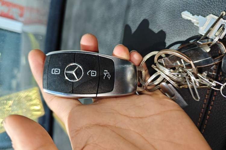 Used Mercedes-Benz GLB 2024-Year Restyled GLB 200 Dynamic Edition Vehicle Key