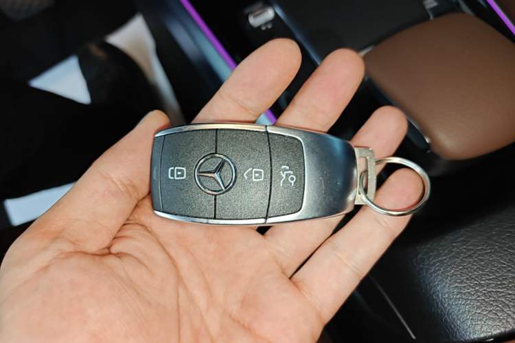 Used Mercedes-Benz GLB 2024 GLB 220 Fashion Model Vehicle Key