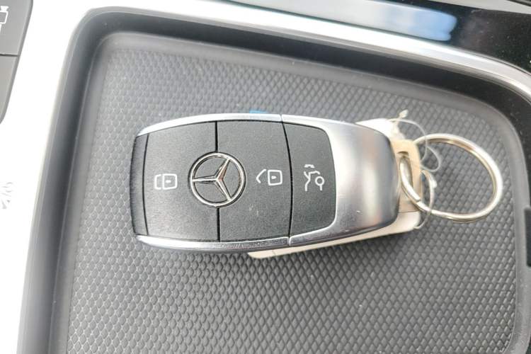 Used Mercedes-Benz GLB 2024-Year Restyled GLB 200 Dynamic Edition Vehicle Key