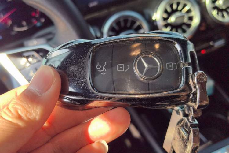 Used Mercedes-Benz GLB 2024-Year Restyled GLB 200 Dynamic Edition Vehicle Key