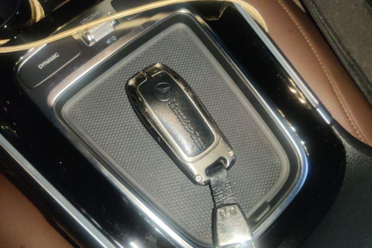 Used Mercedes-Benz GLB 2024-Year Restyled GLB 200 Dynamic Edition Vehicle Key