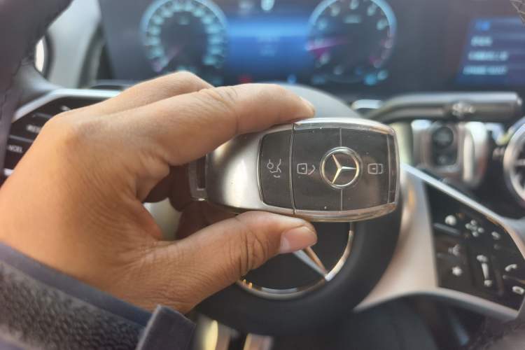 Used Mercedes-Benz GLB 2024 Refresh GLB 220 Dynamic Edition Vehicle Key