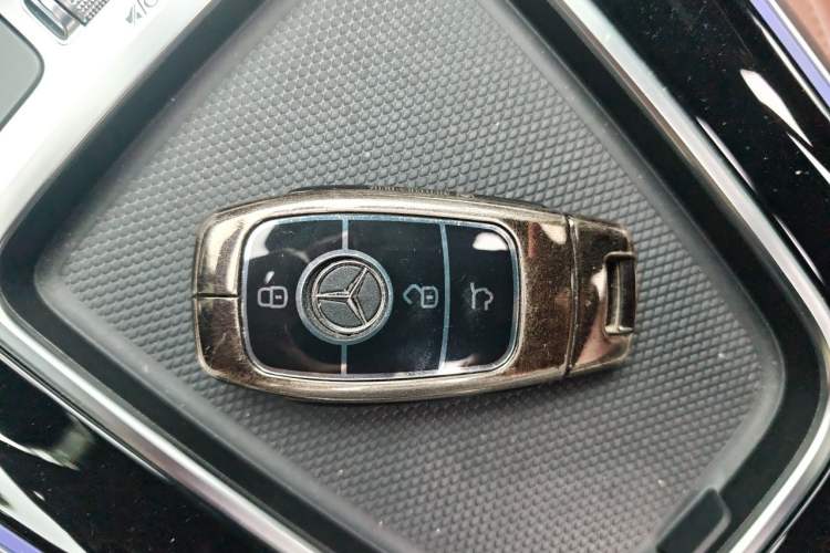 Used Mercedes-Benz GLB 2024-Year Restyled GLB 200 Dynamic Edition Vehicle Key