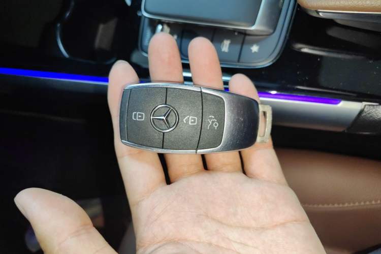 Used Mercedes-Benz GLB 2024 Refresh GLB 220 Fashion Edition Vehicle Key