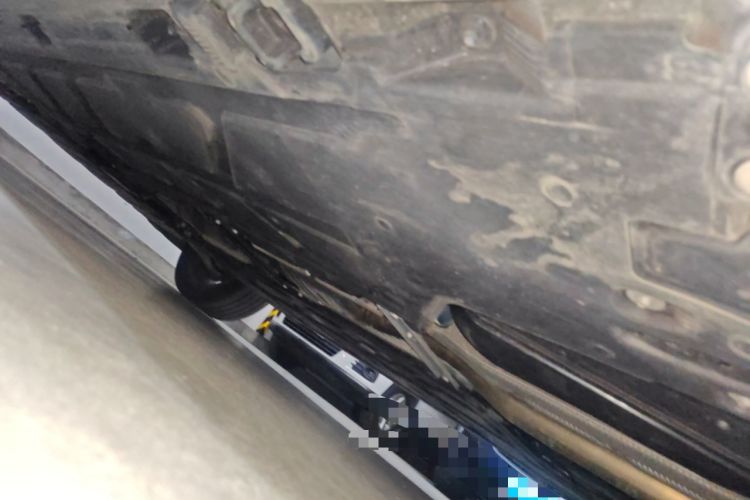 Used Mercedes-Benz GLB 2024 GLB 220 4MATIC Chassis Rear Left