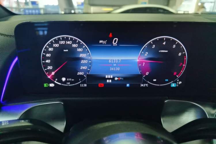 Used Mercedes-Benz GLB 2024 GLB 220 4MATIC Instrument Cluster
