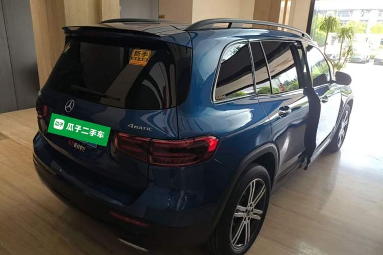 Used Mercedes-Benz GLB 2024 GLB 220 4MATIC Rear Right 45 Deg