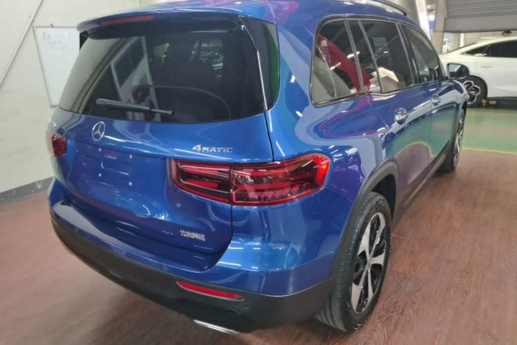 Used Mercedes-Benz GLB 2024 GLB 220 4MATIC Rear Right 45 Deg