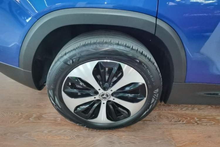Used Mercedes-Benz GLB 2024 GLB 220 4MATIC Right Rear Wheel Hub
