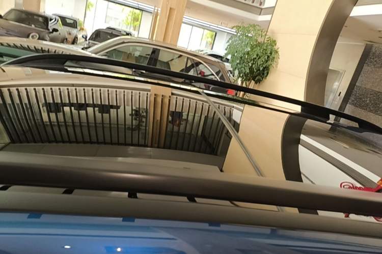 Used Mercedes-Benz GLB 2024 GLB 220 4MATIC Roof