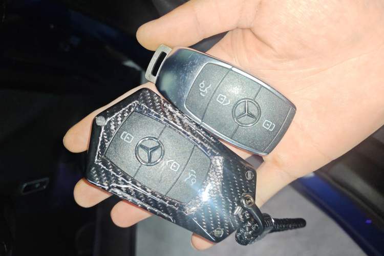 Used Mercedes-Benz GLB 2024 GLB 220 4MATIC Vehicle Key