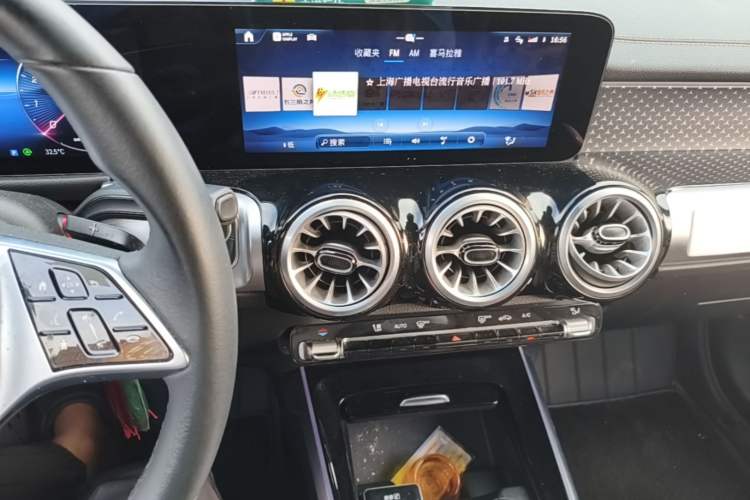 Used Mercedes-Benz GLB 2024 Refresh GLB 220 Fashion Edition Audio And AC Panel