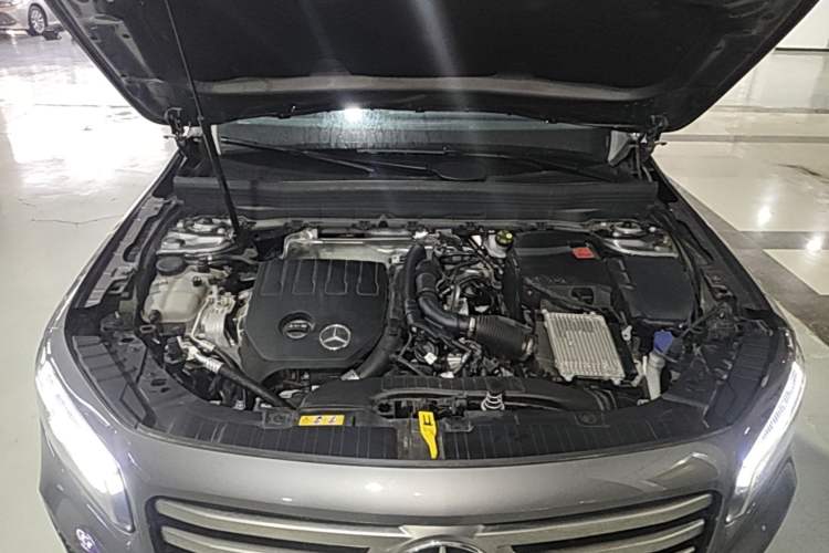 Used Mercedes-Benz GLB 2024-Year Restyled GLB 200 Dynamic Edition Engine Bay
