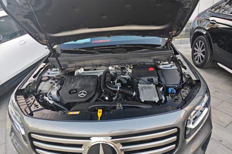 Used Mercedes-Benz GLB 2024 GLB 200 Dynamic Edition Engine Bay