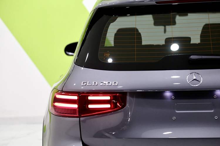 Used Mercedes-Benz GLB 2024 GLB 200 Dynamic Edition Exterior 5