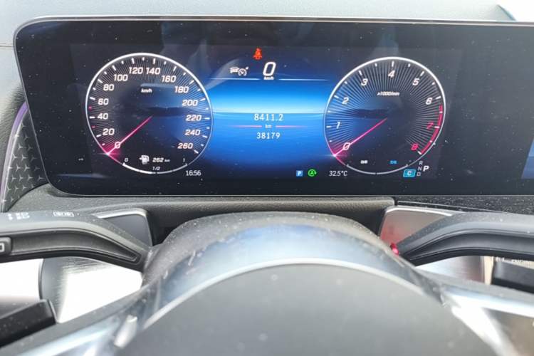 Used Mercedes-Benz GLB 2024 Refresh GLB 220 Fashion Edition Instrument Cluster