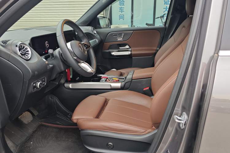Used Mercedes-Benz GLB 2024 Refresh GLB 220 Fashion Edition Interior 1