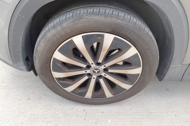 Used Mercedes-Benz GLB 2024 Refresh GLB 220 Fashion Edition Left Front Wheel Hub