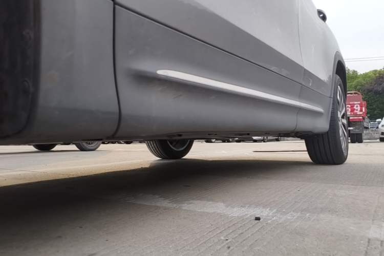 Used Mercedes-Benz GLB 2024 Refresh GLB 220 Fashion Edition Left Side Sill