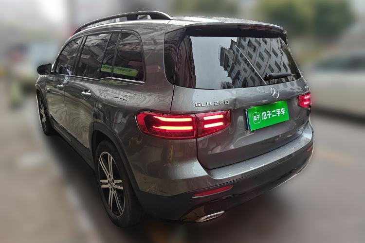 Used Mercedes-Benz GLB 2024 GLB 220 4MATIC Rear Left 45 Deg