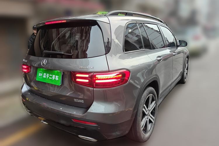 Used Mercedes-Benz GLB 2024 GLB 220 4MATIC Rear Right 45 Deg